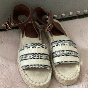 Cute Paris sandal
